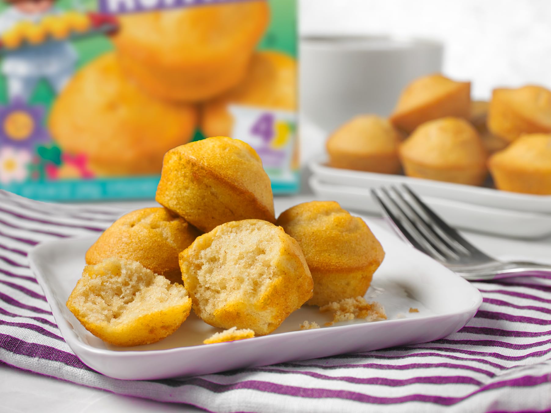 Little Debbie Spring Mini Muffins, 8.44 oz Little Debbie