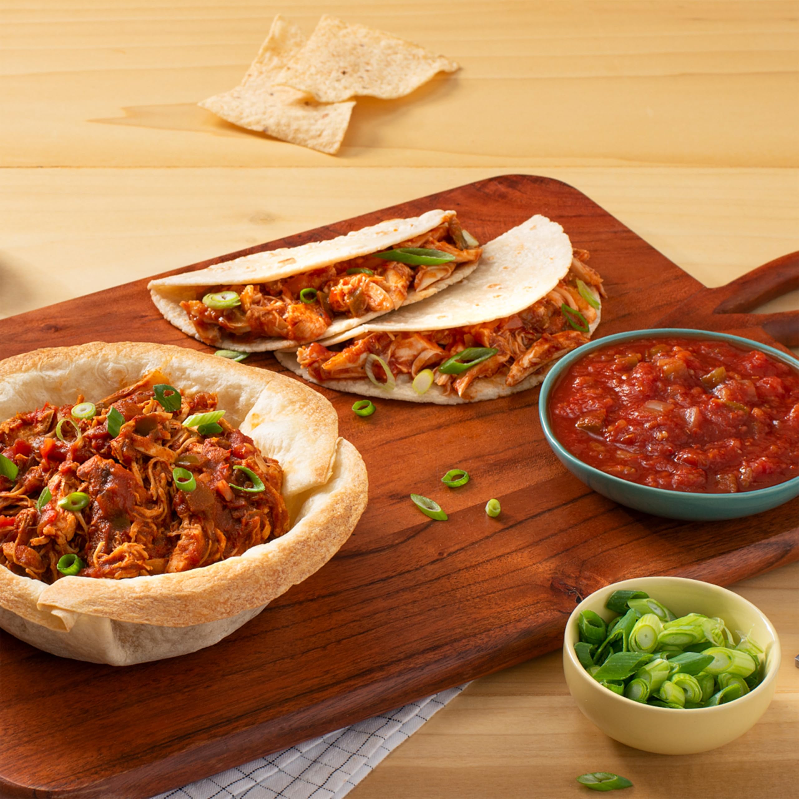 Tostitos Salsa Con Queso Dip, Medium, 23 oz Tostitos