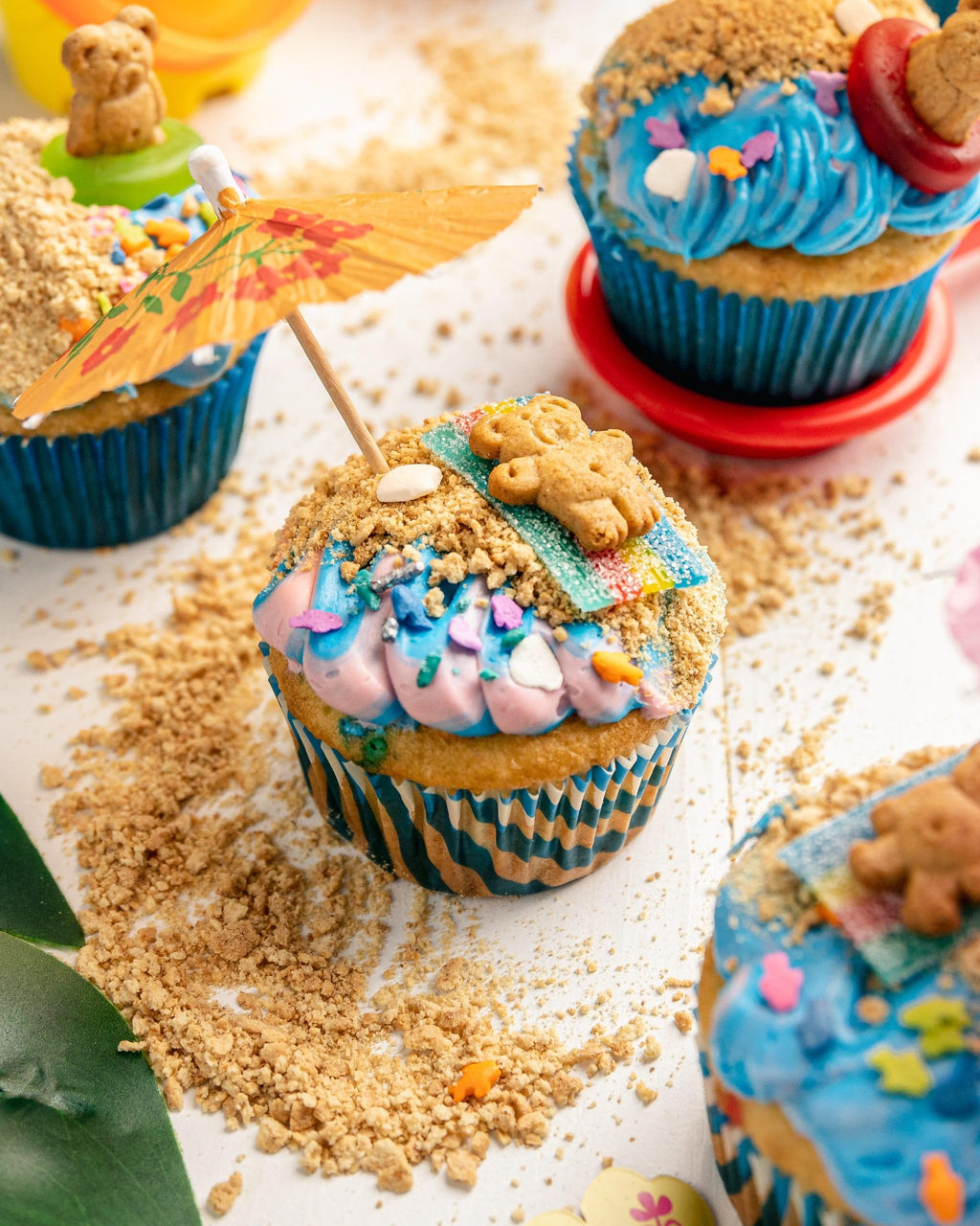 Funfetti Kids Birthday Bundle, Cake Mix and Mermaid Strawberry Frosting, 15.25 oz Funfetti